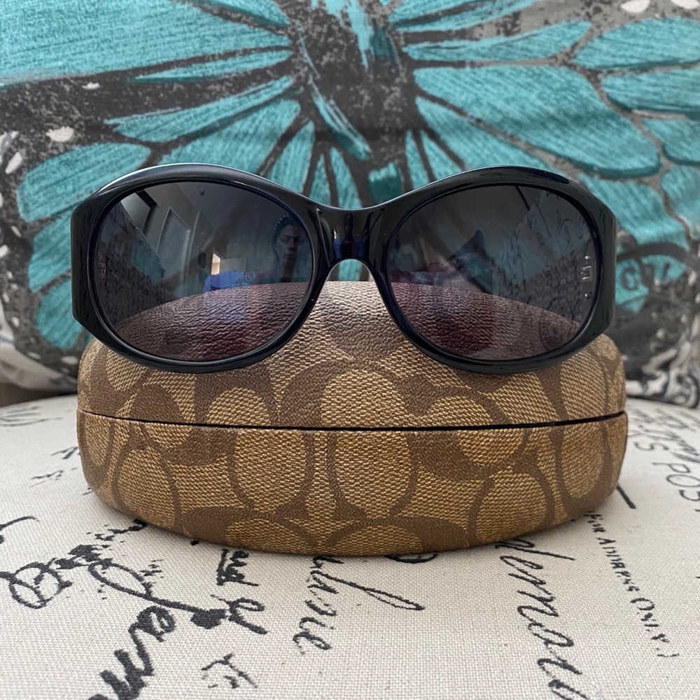 Coach Sunglasses 🕶